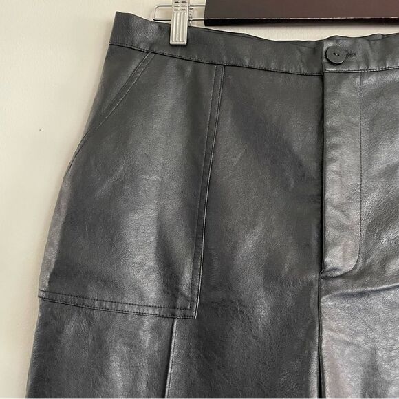 Princess Polly Encore Black Vegan Leather Straight Leg Pleated Pants Size 12 - Picture 9 of 14